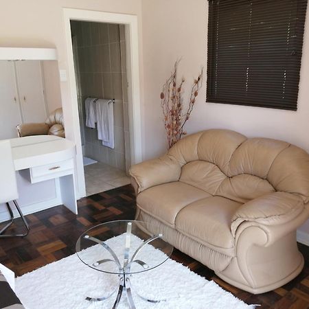 Easy Inn Guesthouse Welkom Esterno foto