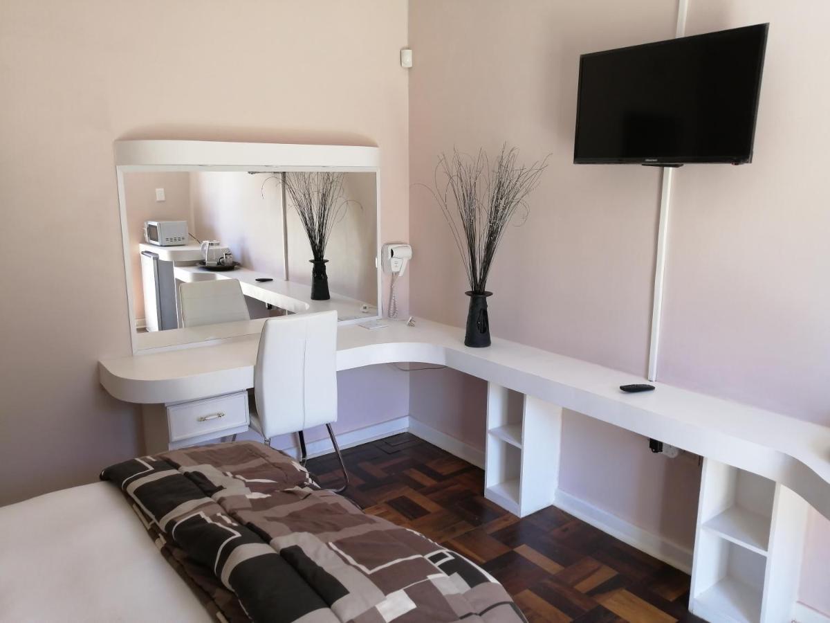 Easy Inn Guesthouse Welkom Esterno foto