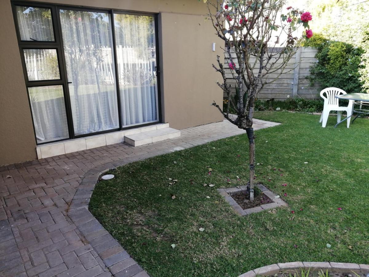 Easy Inn Guesthouse Welkom Esterno foto